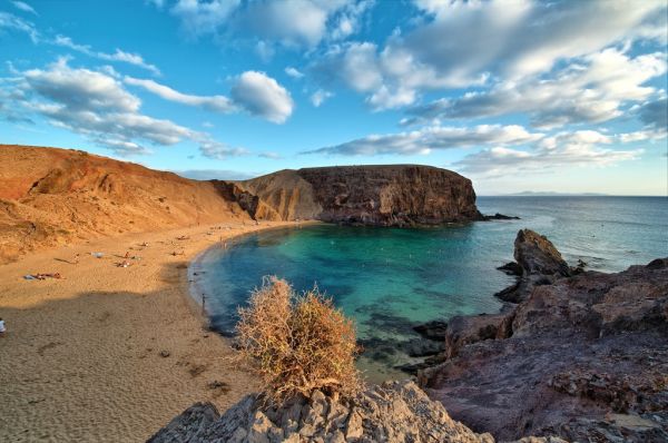 Papagayo-beach-Lanzarote-Canary-islands-Spain1.jpg